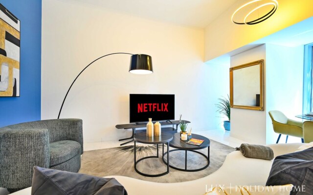 LUX Cayan Superior Suite 5 Dubai Marina