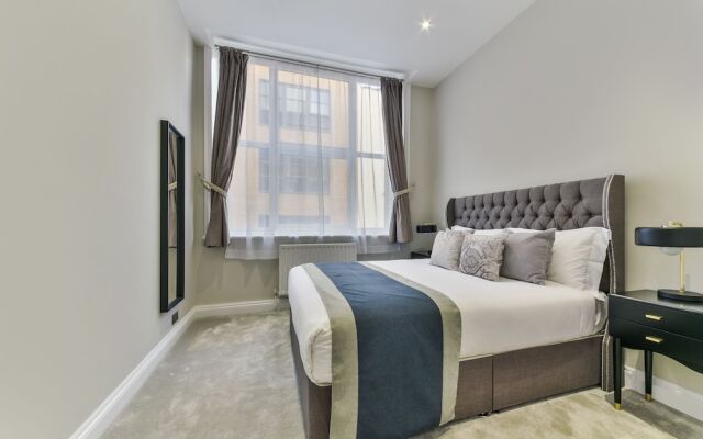 Avari Apartments - Hatton Collection