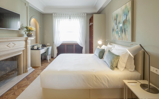 Luzeiros Suites