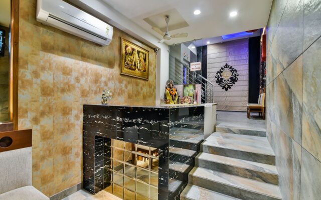 OYO 9384 Hotel Ashirwad