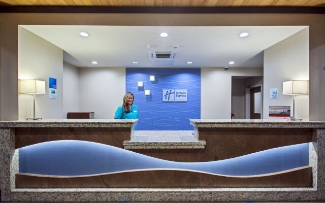 Holiday Inn Express Hotel & Suites Kailua-Kona by IHG