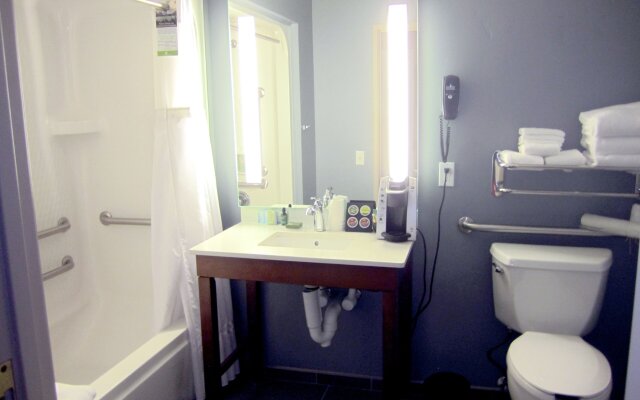 Whitefish Riverfront Hotel