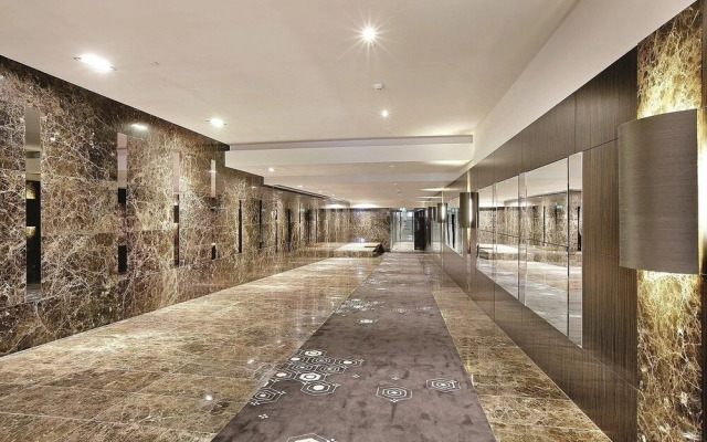 505 St Kilda Road Apartments by TWIG