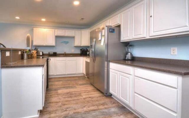 Ocean Walk 8301-A Break From Reality