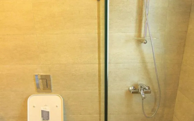 Accra Luxury Apartments at The Lul Water