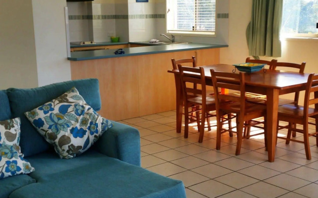 Santalina On Hervey Bay