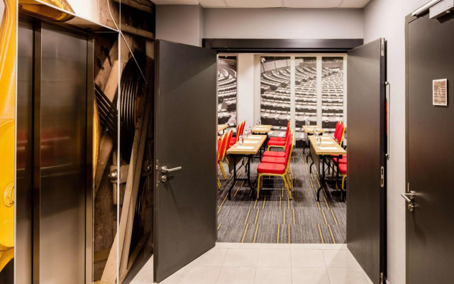 ibis Istanbul West