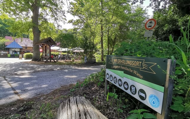 Schlösschen Sundische Wiese