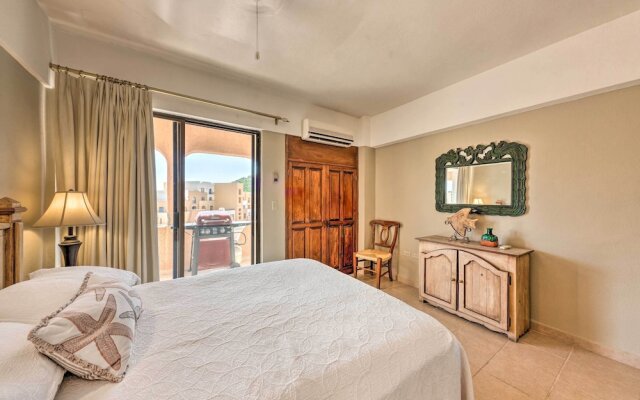 Condo in Plaza Nautica < 1 Mile to The Arch!