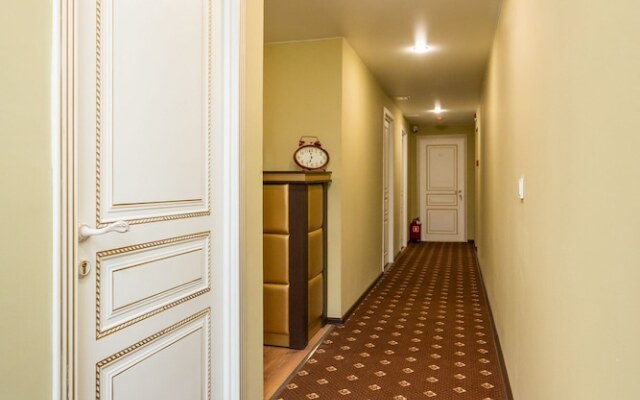 Laluna Hotel
