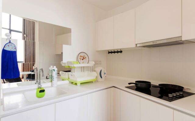 The Hub SS2 By Iconique