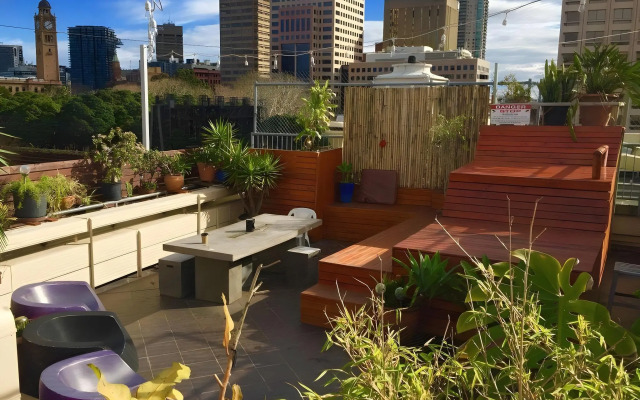 Big Backpackers Hostel