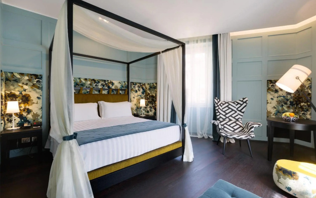 Stendhal Luxury Suites
