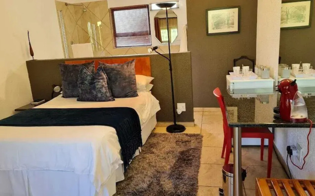 St Michelle Guest Lodge