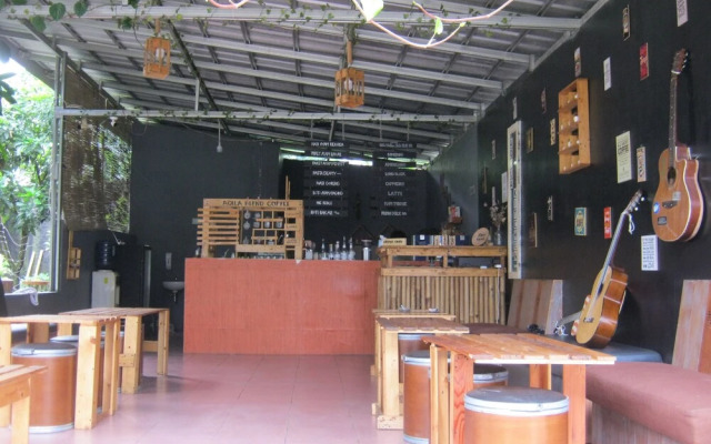 AQILAKOST n CAFE Gadog Puncak