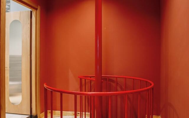 Urban Apartments 23