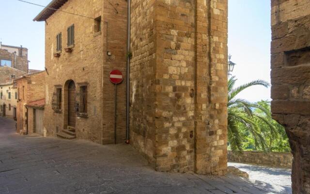 Borgo Buio Town House