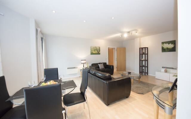 Robinson House Serviced Apartments