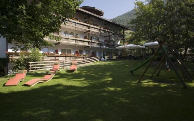 Residence & Hotel Alpinum