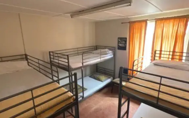 Emile Hostel
