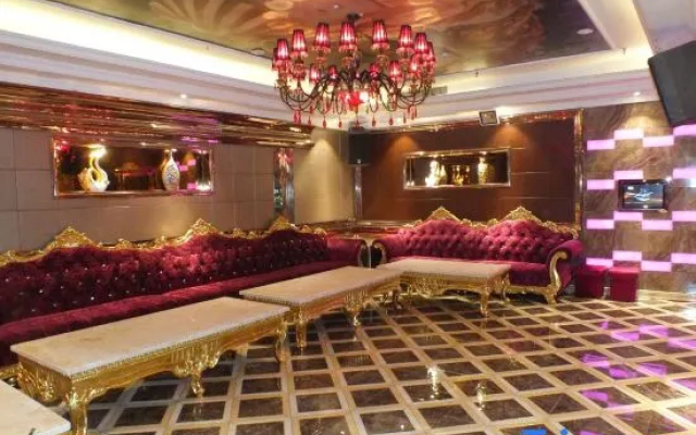 Three Gorges Feng Hotel (Zhongxian Guoyuan Road)