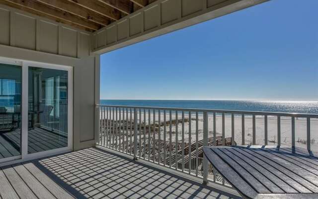 Emerald by Meyer Vacation Rentals