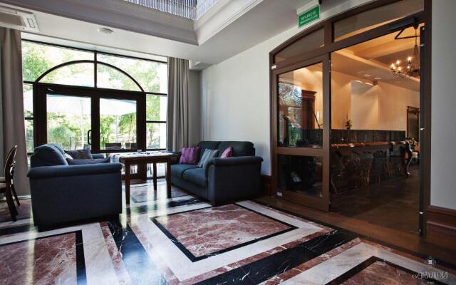 Hotel Akvilon