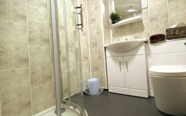 Cosy Sea Front Apartment Sleeps 6