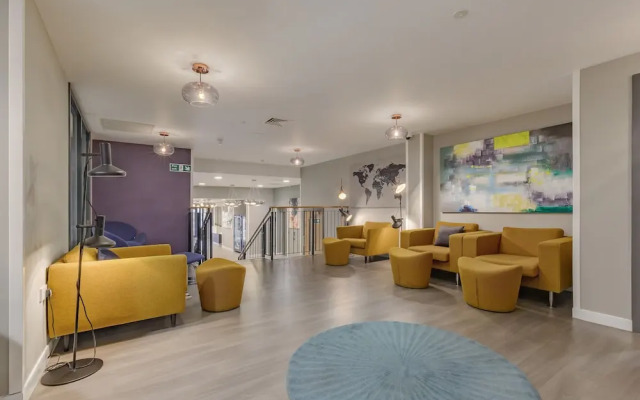 JOIVY Affordable Edinburgh - Adults only