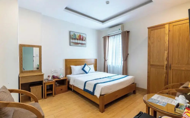 Blue Diamond Airport Hotel