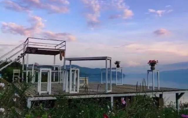 Mengli Shuixiang Seaview Inn