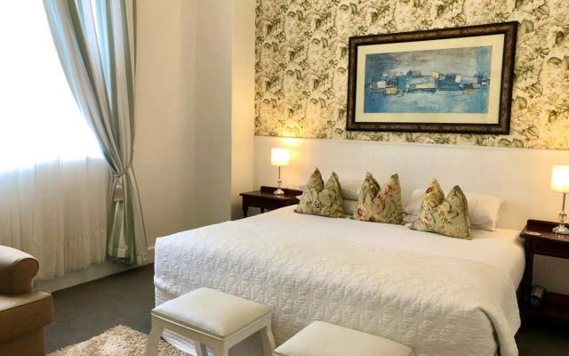 Musgrave Avenue Guest Lodge