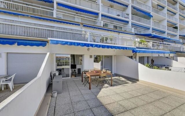 Splendide T2 piscine terrasse clim