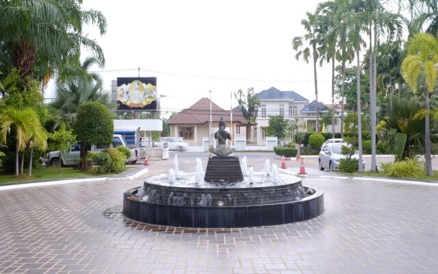 Grand Garden Hotel & Residence