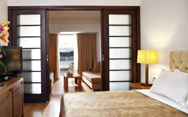 Kontokali Bay Resort & Spa