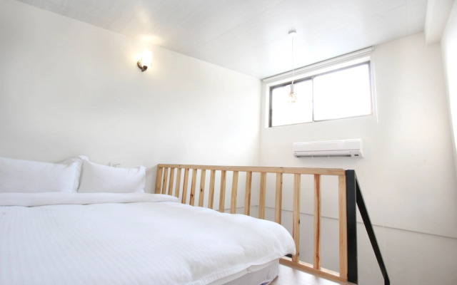 Windhouse B&B - Tainan Room