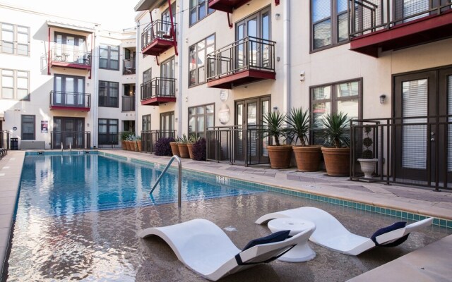 Downtown Austin Apts by WanderJaunt