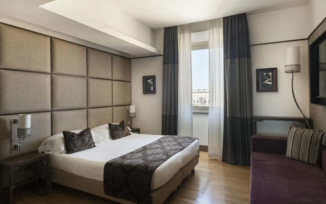 The Independent Hotel