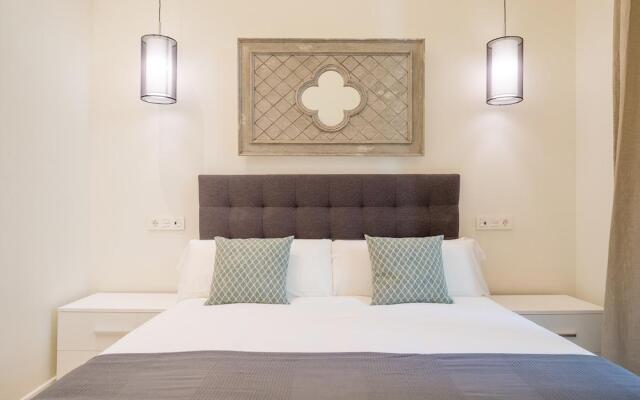 Fresh Velazquez Apartments