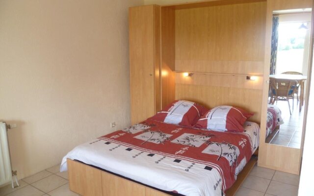 Appart-Hotel Dry Les Courtis