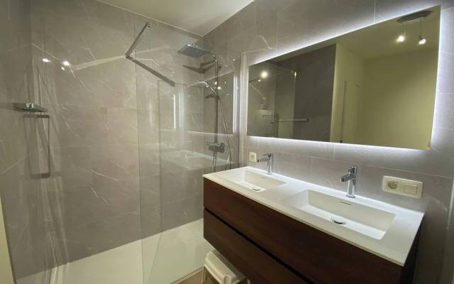 Apartment in Nieuwpoort With Terrace