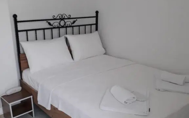 Otel  A