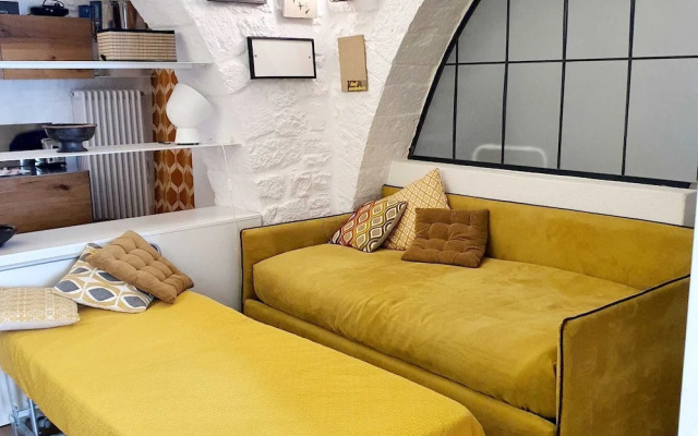 Beautiful Garden Apartment in Cisternino