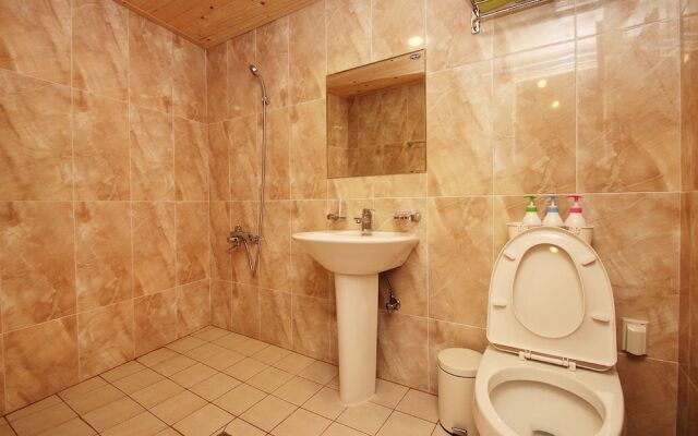 Jeonjuhanokvillage Sarangnamoo