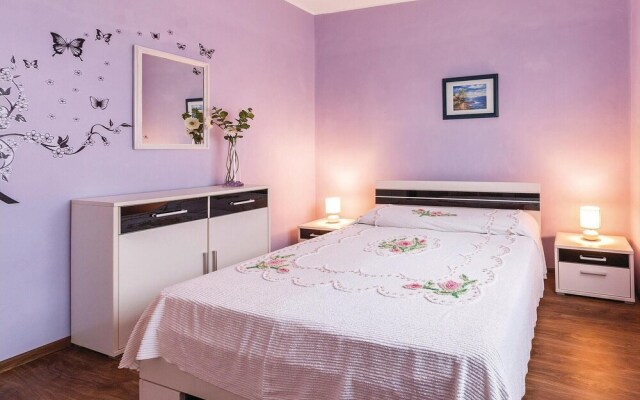 Nice Home in Sikici With Wifi and 2 Bedrooms