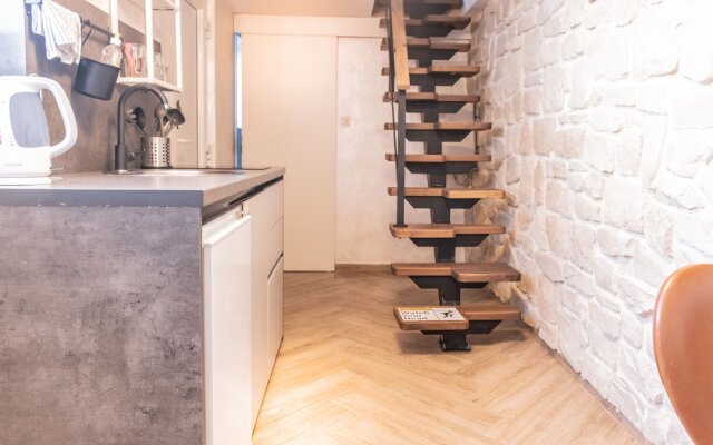 L&B amphitheater apartments