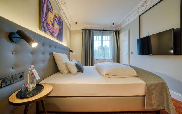 Villa Boutique 115 by INA