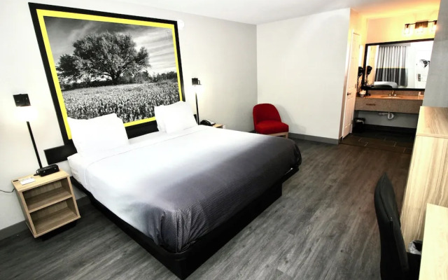 Super 8 Motel - Temple