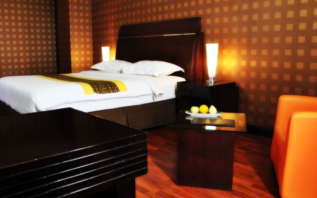 Grand Elite Hotel