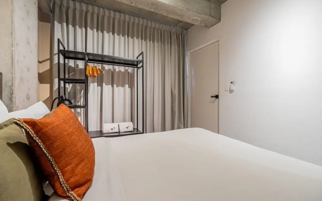 w Stylish 2BR in Plaza Herrera